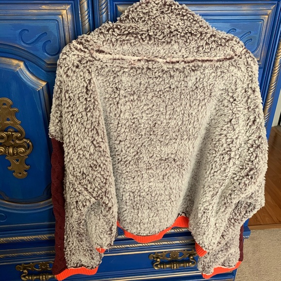 New! Free People Wild Heart Shearling Pullover XL - Picture 5 of 5